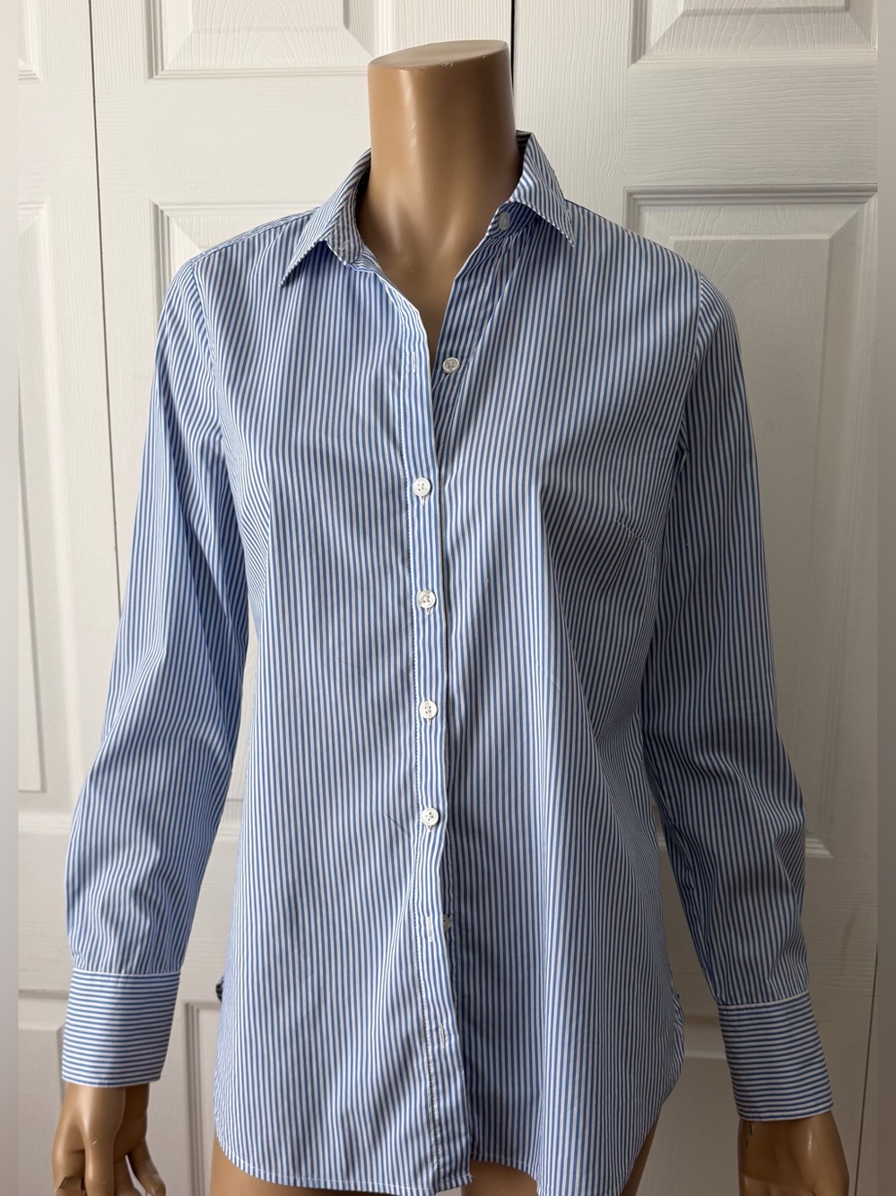 Ann Taylor Classic Blue Stripe Button-Down Shirt - Top - Picture 4 of 11